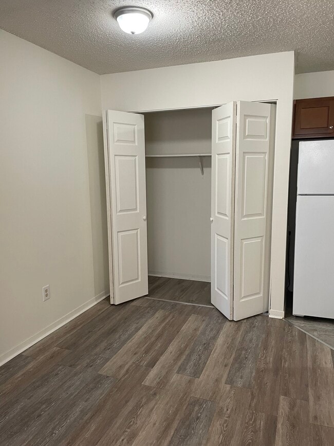 Photo - Mission Forest Apartments