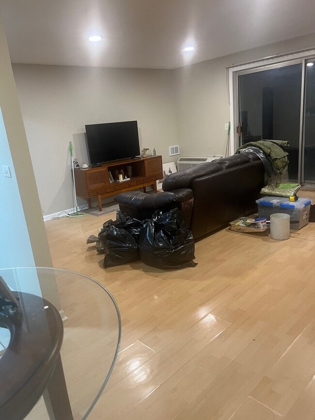 Photo - 19 E Palatine Rd Unit 1A