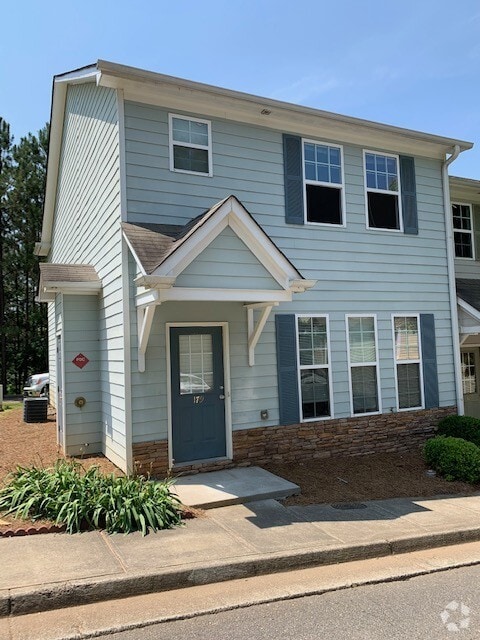Building Photo - 179 Riverstone Commons Cir Rental