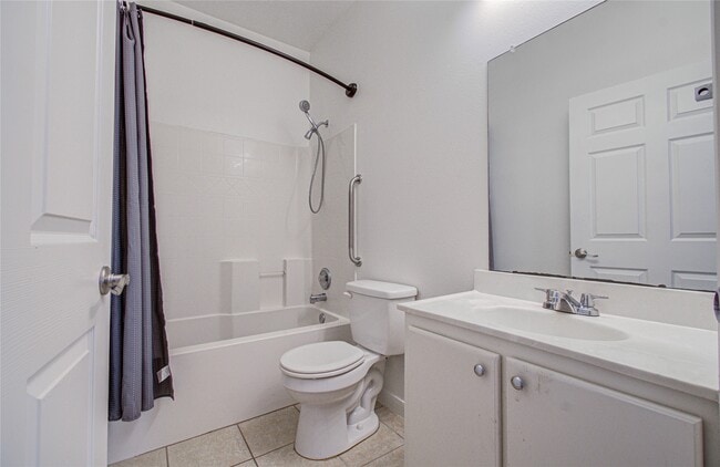 Building Photo - 24135 Pinecreek Point