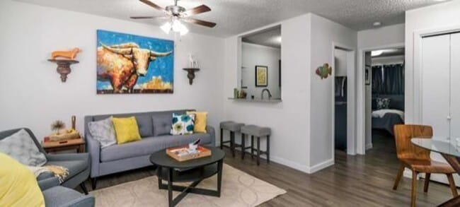 Photo - 1200 Mariposa Dr Unit 2
