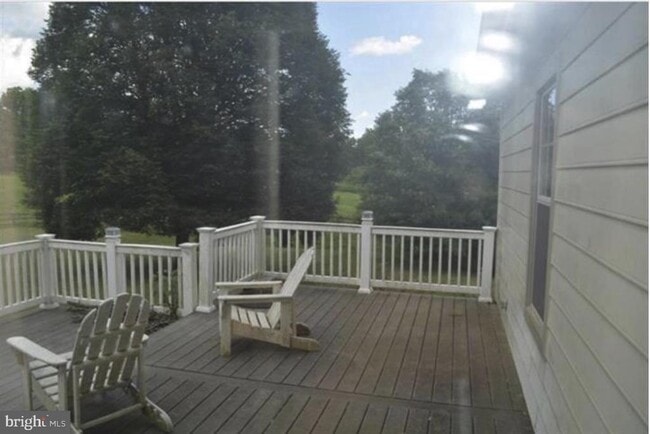 Photo - 15537 Carroll Rd