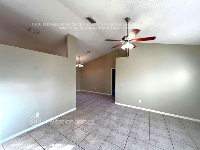 Photo - 1649 SE Lorraine St