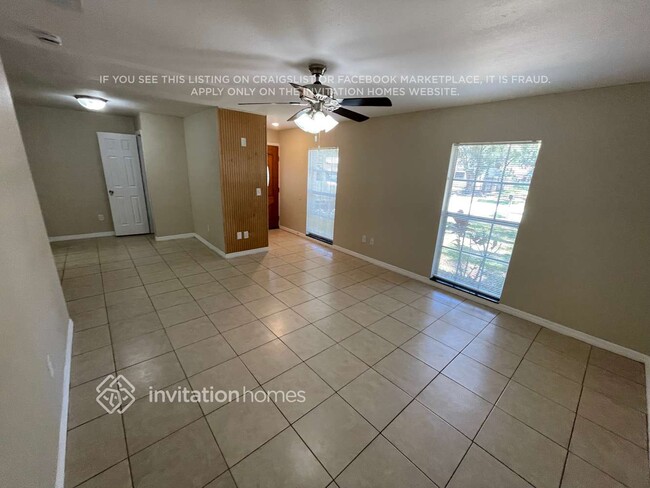 Photo - 2925 E 148th Ave
