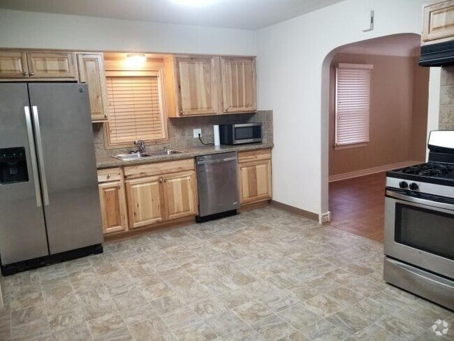 Building Photo - 3 bedroom in Billings MT 59101 Rental
