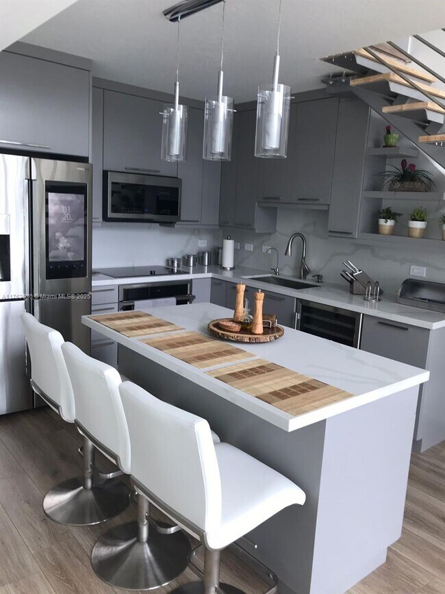 Photo - 41 SE 5th St Unit 2212