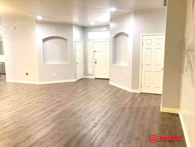 Photo - Beautiful 4 Bedroom Home in the Southwest!