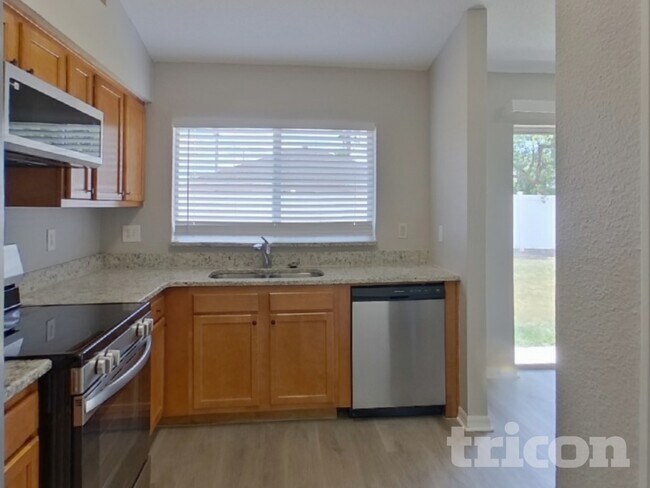 1212 Alpine Lake Dr