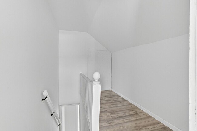 Photo - 398-400 N. Maple Ave Unidad 398