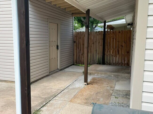 "Spacious 3 Bedroom/2 Bath Home in Florissant!"  Available for Move-In on 8/15/2026