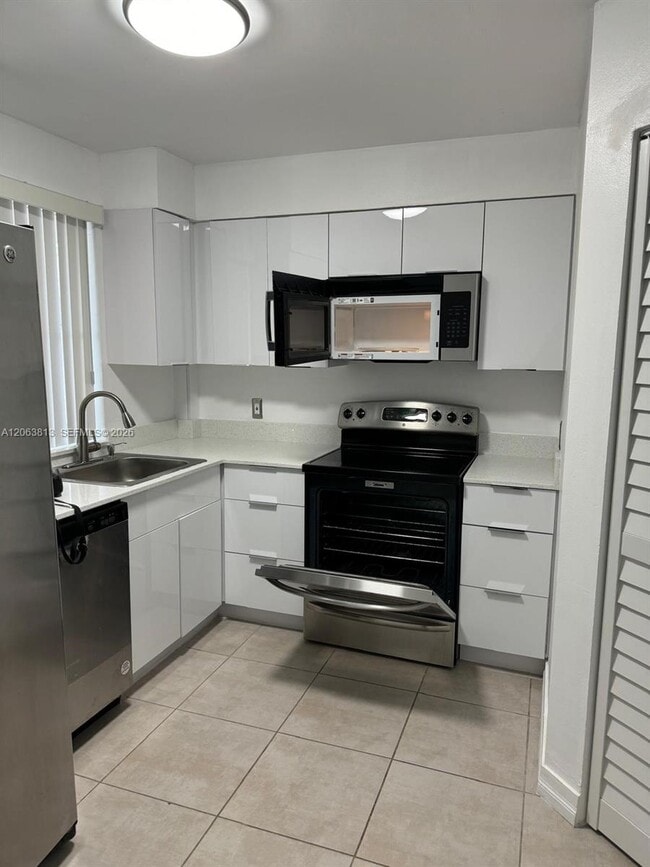 Photo - 6135 NW 186th St Unit 312