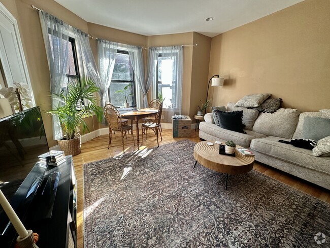 Building Photo - 2 Lothian Rd Unit 6-2 Rental