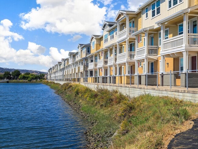Building Photo - 660 Sea Anchor Dr Rental
