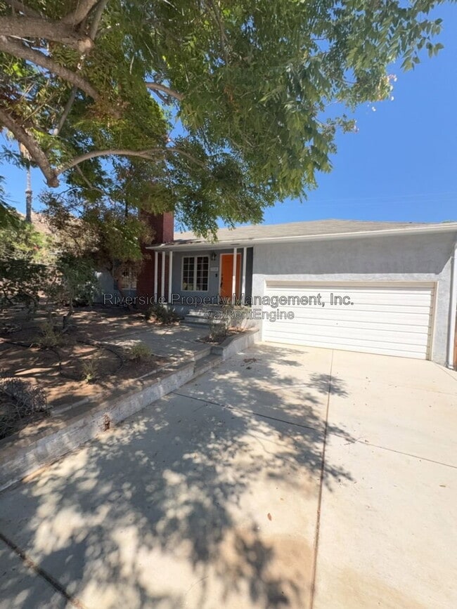 3126 Belvedere Dr