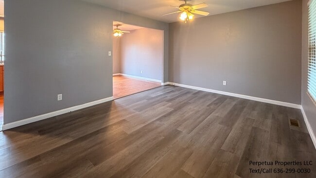 Photo - 544 Goldwood Dr