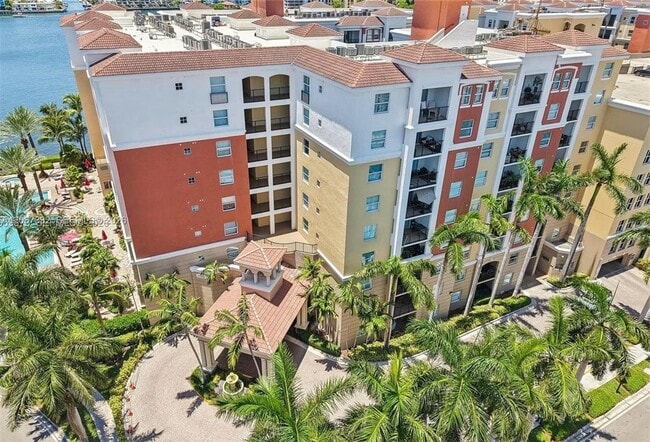 Building Photo - 17100 N Bay Rd Unit 1105