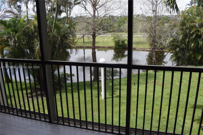 Photo - 2821 SW 87th Ave Unidad 812