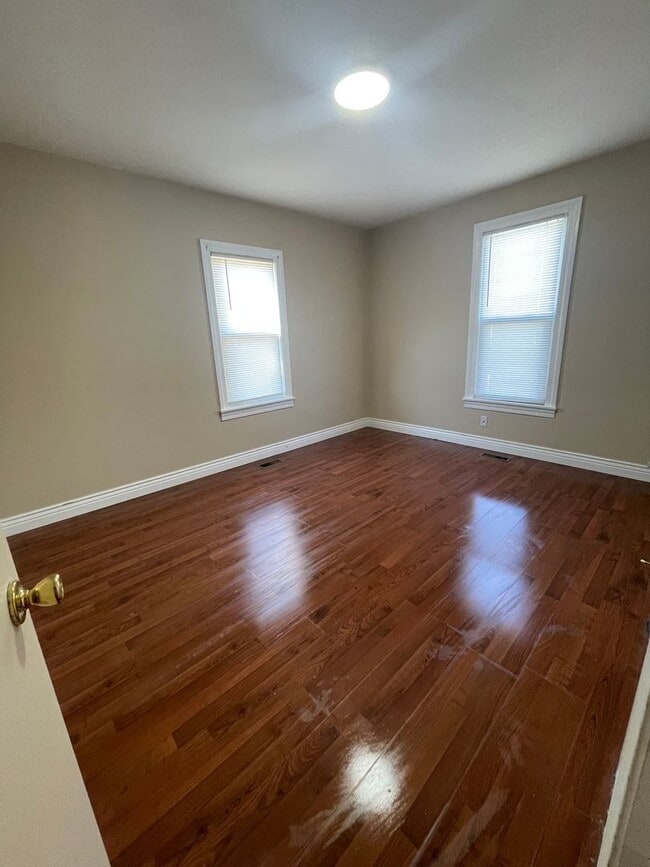 Photo - 2 Bedroom, 1 Bathroom House