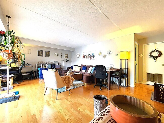 Photo - 1243 Beacon St Rental