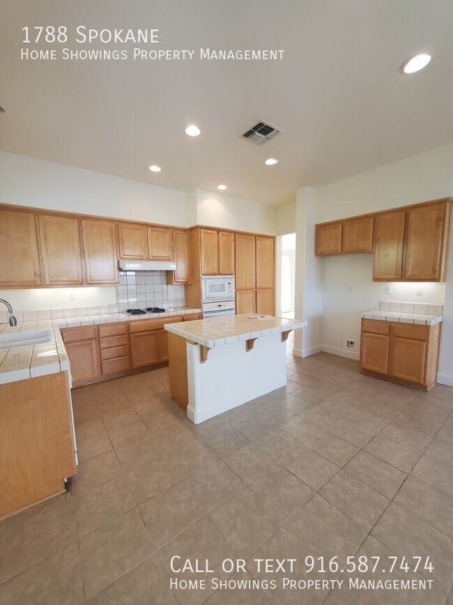 Photo - 1788 Spokane-