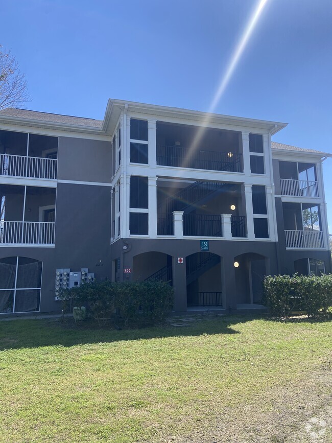 Building Photo - 9314 Crescent Loop Cir Rental