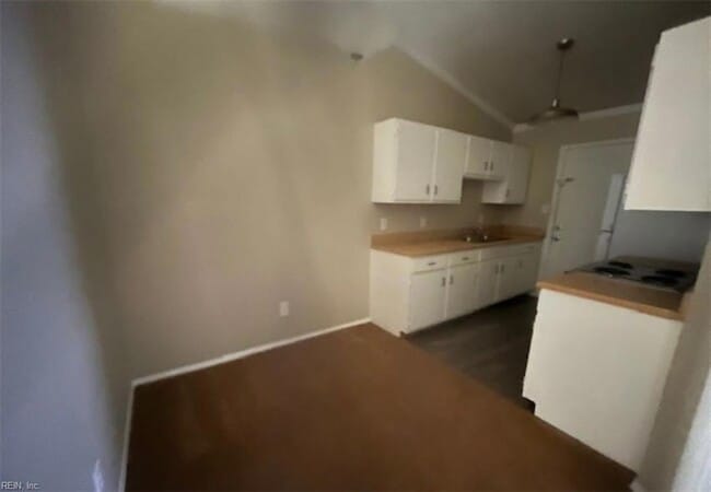 Photo - 831 Armistine Ct