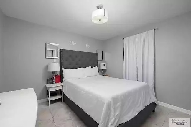 Photo - 2993 Alameda Dr