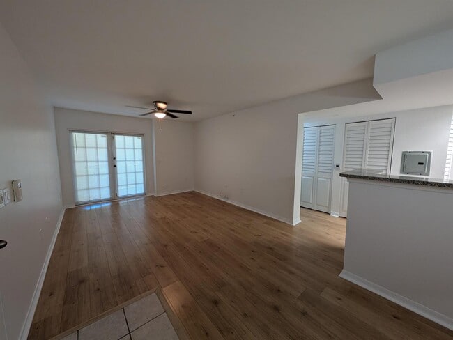 Photo - 5001 Wiles Rd Unit 105