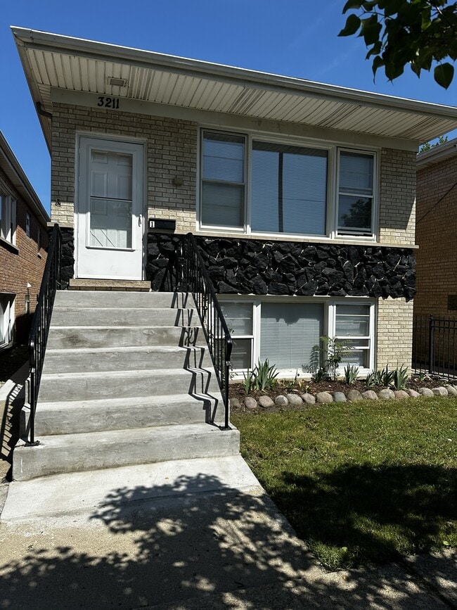 Photo - 3211 S 53rd Ct