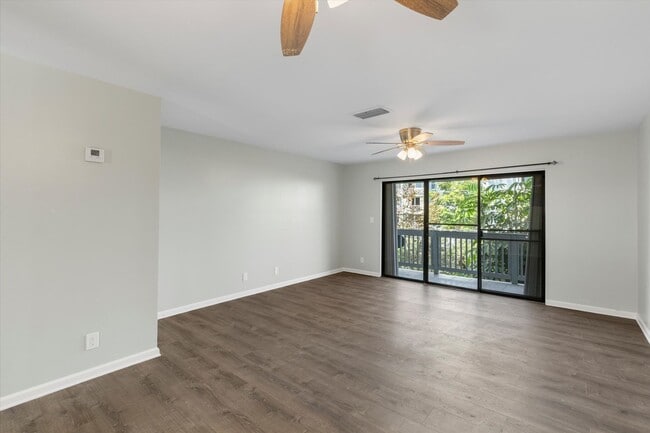 Photo - Spacious 3 Bedroom Townhome Available Now!