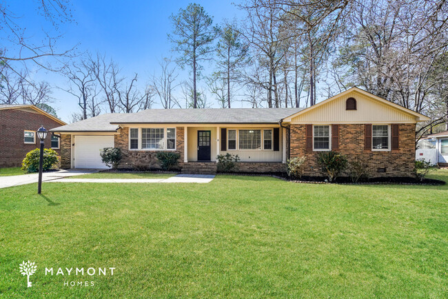 Charming 3-Bedroom Brick Home in Columbia, SC - Charming 3-Bedroom Brick Home in Columbia, SC