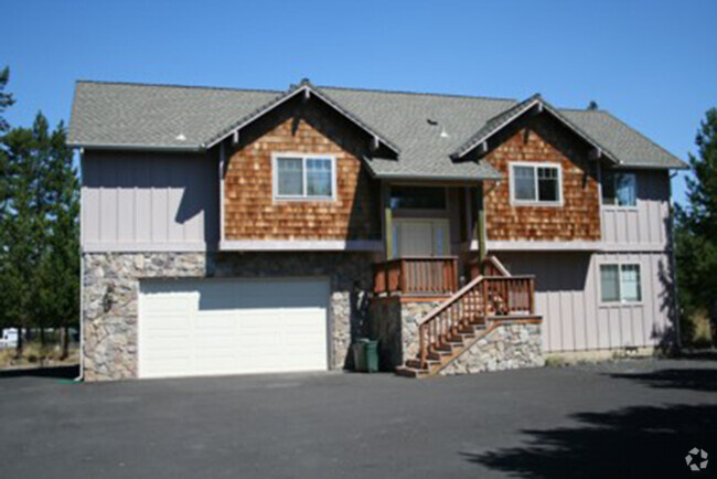 Building Photo - 17079 Merganser Dr Rental