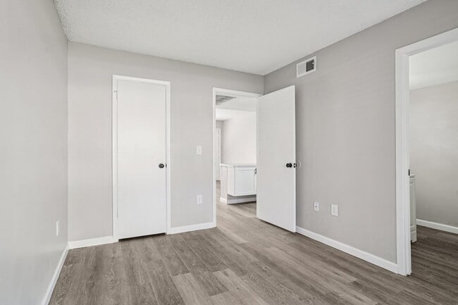 Waterview Crossing Apartments