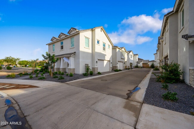 Photo - 9517 E Talon Ave