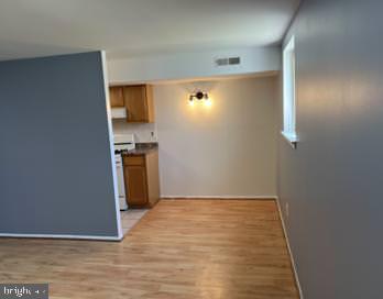 Photo - 1713 Scotchbrook Dr