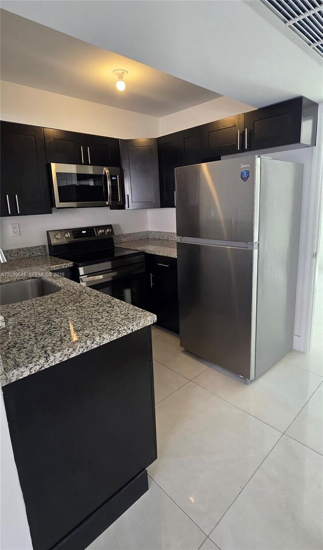 Photo - 2154 W 60th St Unit 12111