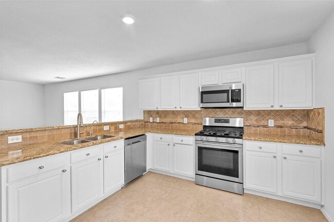 Photo - 450 Sandstone Creek Ln