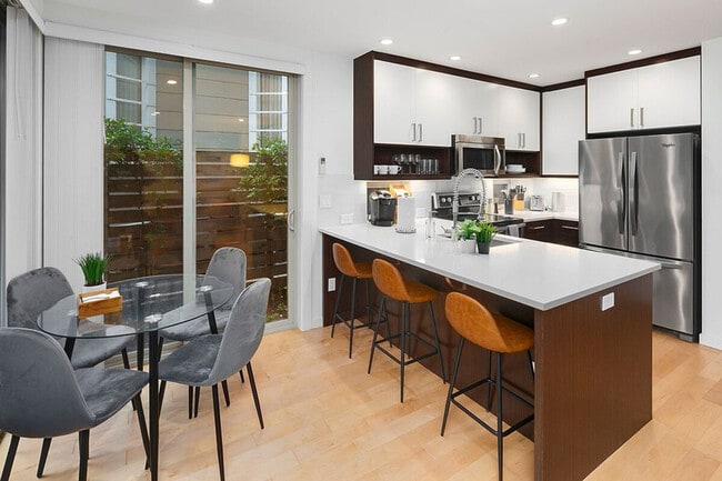 Photo - 1106 12th Ave Unit ID1036004P