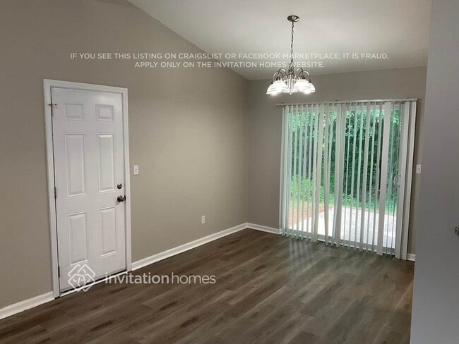 Photo - 2413 Leslie Brook Dr