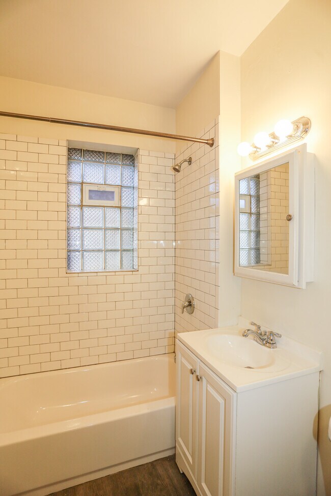 Photo - 4554 Malden St Unit 106