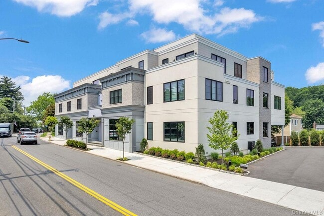 Photo - 185-191-191 Ashford Ave Unidad 12