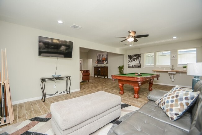 Photo - 114 Springs Edge Dr