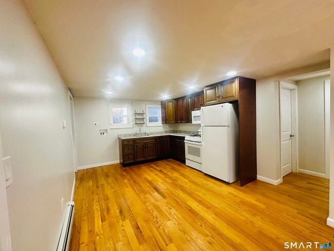 49 Pleasant St