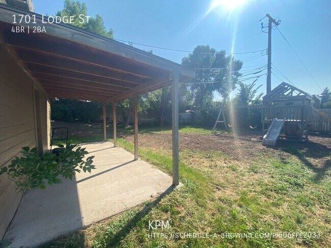 Photo - 1701 Lodge St
