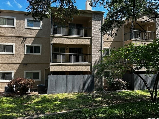 Building Photo - 4111 Medical Dr