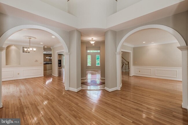 Photo - 18 Nantucket Ct