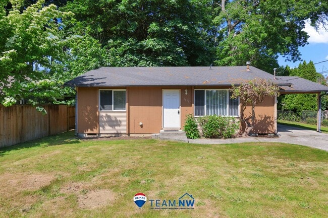 Move in ready now! 3 bedroom rambler in NE... - Move in ready now! 3 bedroom rambler in NE... House
