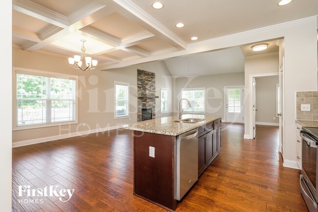 123 Lansdowne Pl