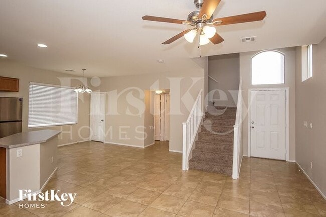 Photo - 6450 Kilrenny Ave