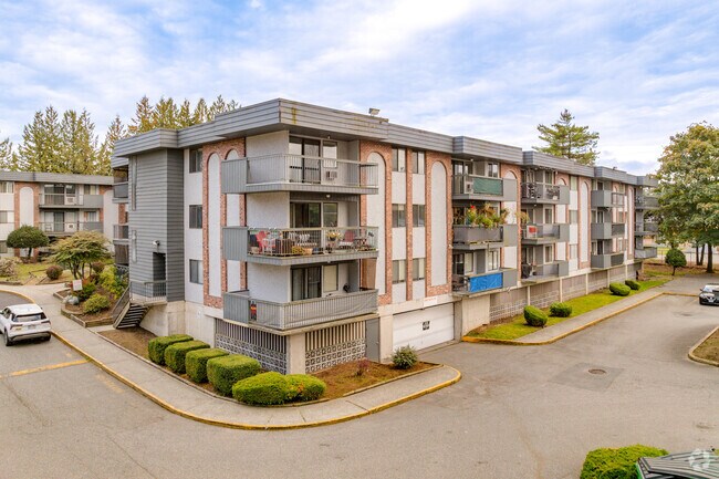 Photo - Charlotte Manor